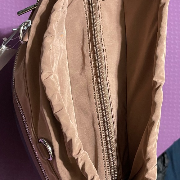 Old rose - Picture 7 of 12